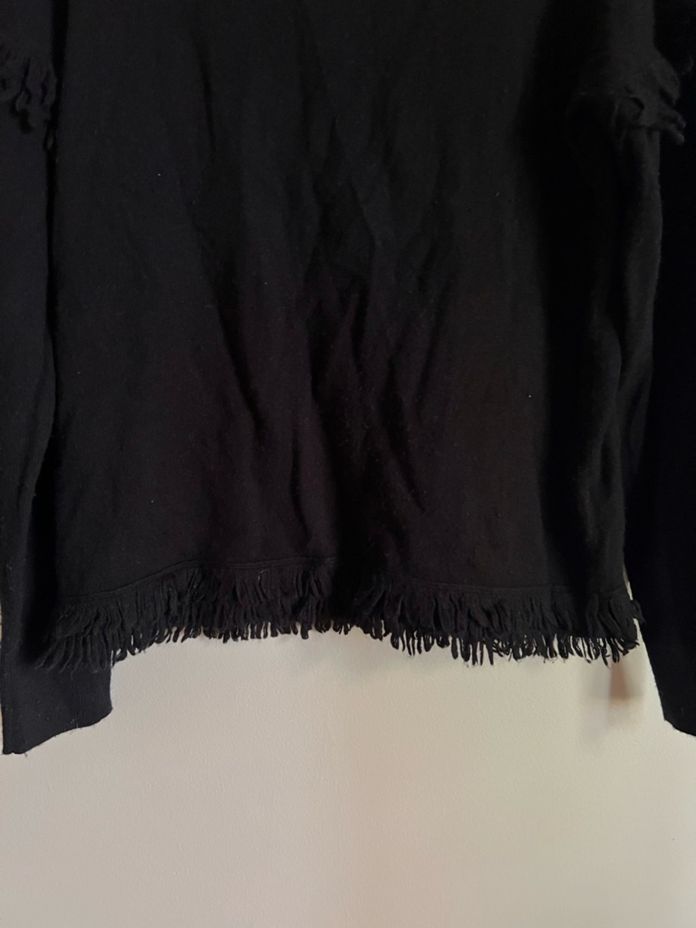 Vineyard Vines Woman’s Black Super Soft Cashmere Wool Blend Sweater Size Small - Picture 2 of 12
